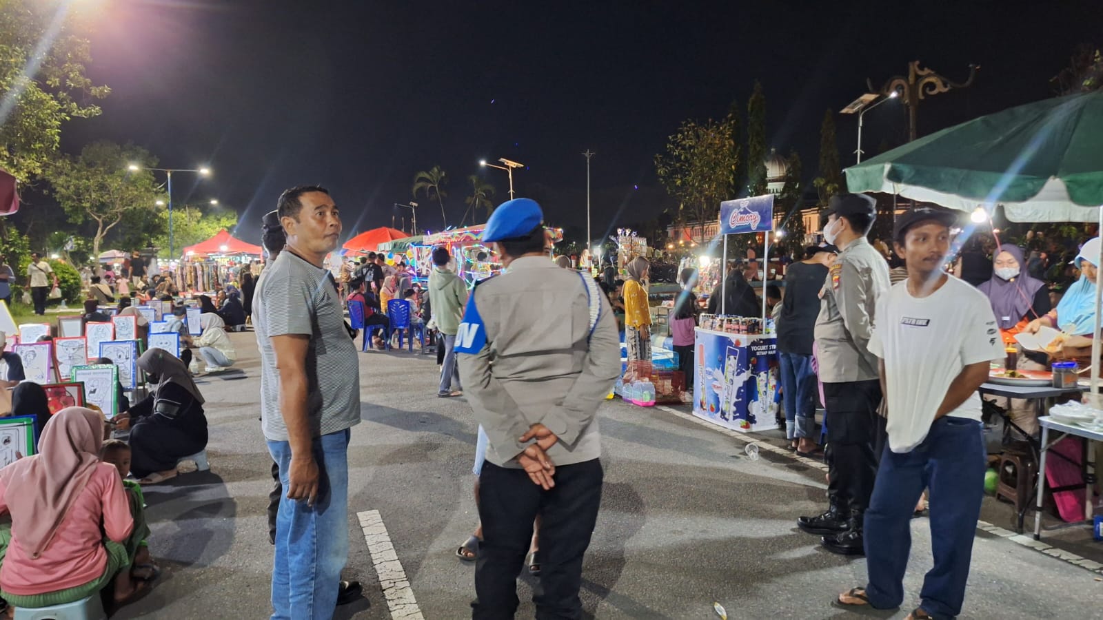 Car Free Night Lombok Barat Meriahkan Hari Pendidikan Nasional