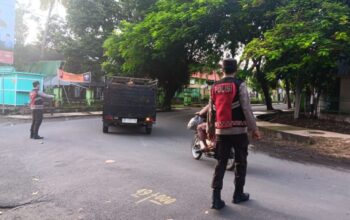 Polsek Bayan Laksanakan Rawan Pagi dan Himbauan Kamtibmas di Jalur Tanjung Bayan