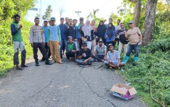 Polres Bima Kota Laksanakan Jum’at Curhat Manfaatkan Momen Gotong Royong