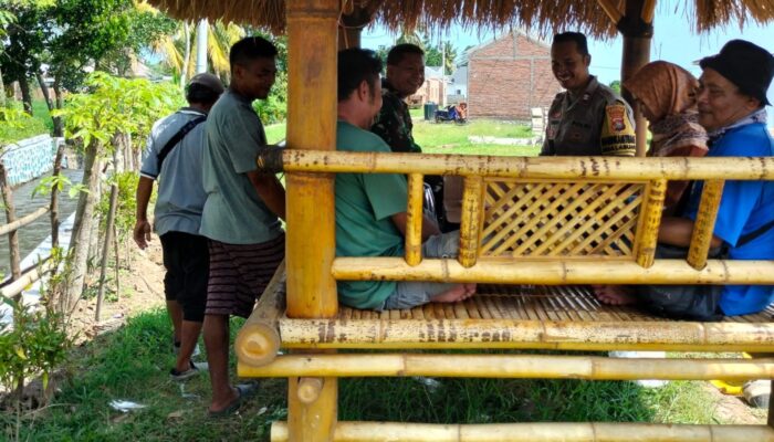 TNI-Polri Ajak Petani Labuapi Manfaatkan Lahan Kosong