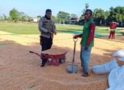 Polri Hadir untuk Petani, Polsek Hu’u Kawal Program Ketahanan Pangan Nasional