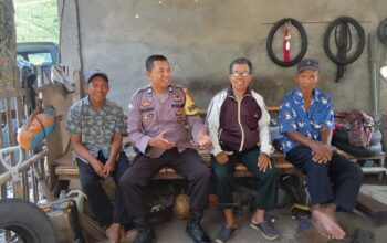 Dekatkan Pelayanan Kepolisian, Bhabinkamtibmas Desa Kole Sambangi Tokoh Masyarakat