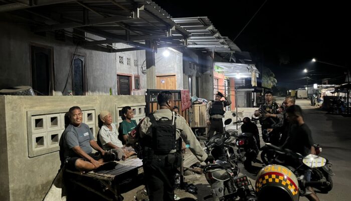 UNIT PATMOR SAT SAMAPTA POLRES DOMPU INTENSIFKAN PATROLI MALAM DAN HIMBAUAN KAMTIBMAS