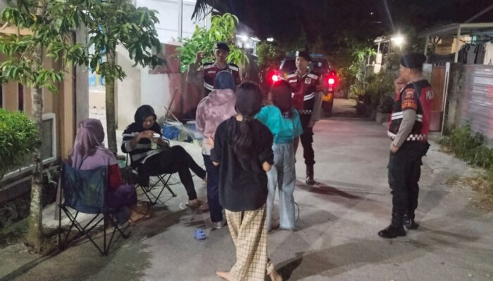 Antisipasi Kriminalitas, Polres Lombok Barat Patroli Dini Hari