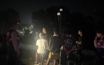 PATMOR POLRES DOMPU GELAR PATROLI DIALOGIS, AJAK GENERASI MUDA JAGA KAMTIBMAS DAN HINDARI PERGAULAN BEBAS