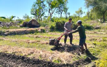 Bhabinkamtibmas Desa Gelanggang Intensifkan Sambang dan Himbauan Kamtibmas kepada Masyarakat Montong Kocek