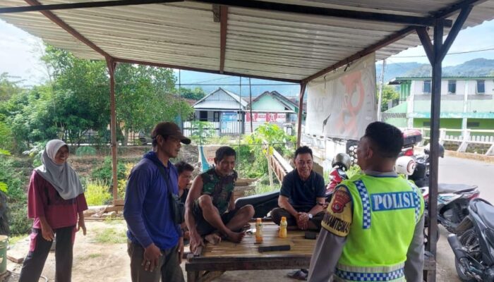 Patroli Dialogis Polsek Seteluk, Edukasi Warga Cegah Kenakalan Remaja hingga Antisipasi TPPO