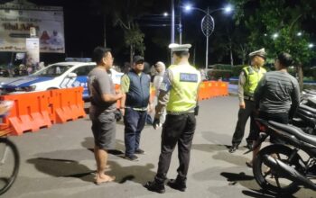 Sat Lantas Polres Lombok Barat Amankan Car Free Night di Gerung