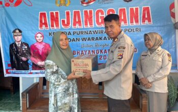 Wujud Penghormatan di Hari Bhayangkara Ke-80, Polres Bima Kabupaten Gelar Anjangsana ke Purnawirawan dan Warakawuri Polri