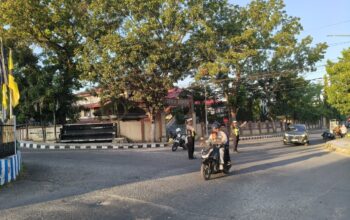Satlantas Polres Dompu Gelar Strong Point Pagi, Wujudkan Keamanan dan Kelancaran Arus Lalu Lintas