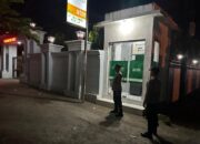 Jaga Kamtibmas Kondusif, Polsek Kuripan Gelar Patroli Blue Light Malam Hari