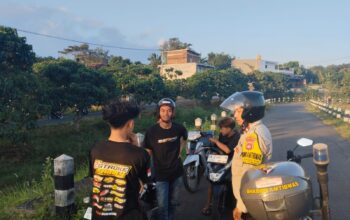 Bhabinkamtibmas Desa Pandan Duri Gelar Patroli Sore di Bendungan untuk Antisipasi Balap Liar dan Tindak Kriminal