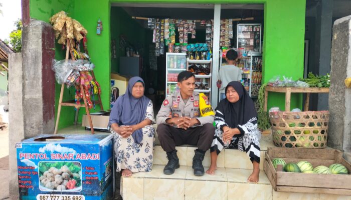 Bhabinkamtibmas Desa Sakra Selatan Jalin Silaturahmi dengan Warga, Sampaikan Himbauan Kamtibmas