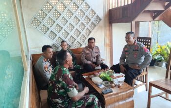 Kapolsek Sukamulia Perkuat Sinergitas TNI–Polri Melalui Silaturahmi dengan Danramil 01 Selong dan Danposramil Sukamulia