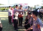 Kapolres Pimpin Upacara Kenaikan Pangkat Personel Polres Sumbawa Barat