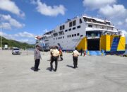 Sinergi Polsek Pelabuhan Lembar Amankan Penyeberangan Rute Surabaya