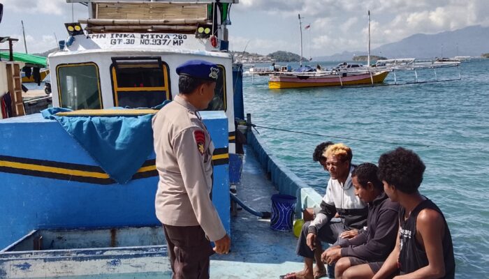 Sat Polairud Polres Bima Kota Gelar Patroli Dialogis, Ingatkan Nelayan Utamakan Keselamatan Berlayar
