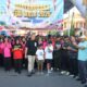 Semarak HUT Bhayangkara ke-80, Polres Sumbawa Gelar Bhayangkara Fun Walk Bersama Masyarakat
