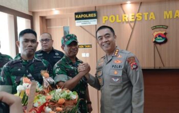 Kodim 1606 Mataram Beri Kejutan Ulang Tahun Kapolresta Mataram