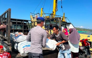 Sat Polairud Polres Dompu Tingkatkan Pelayanan dan Pembinaan Masyarakat Pesisir