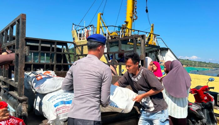 Sat Polairud Polres Dompu Tingkatkan Pelayanan dan Pembinaan Masyarakat Pesisir