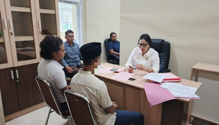 Polres Dompu Laksanakan Tahap II Penyerahan Tersangka dan Barang Bukti Kasus Pencurian ke Kejaksaan Negeri Dompu