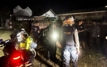 Berikan Rasa Aman, Polres Lombok Barat Gelar Patroli Malam Dialogis di Wilayah Lembar