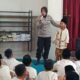 SAT BINMAS POLRES DOMPU BERIKAN PENYULUHAN BAHAYA NARKOBA DAN KENAKALAN REMAJA DI SMP IT IMAM BUKHARI