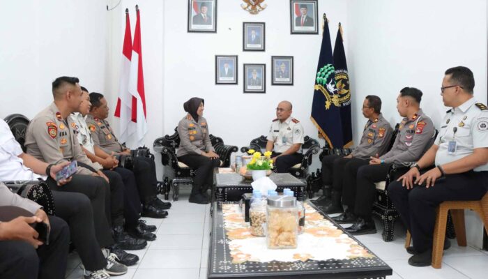 Sinergi Lintas Sektoral, Kapolres Lombok Barat Kunjungi Lapas Kuripan Perkuat Pengawasan Kamtibmas