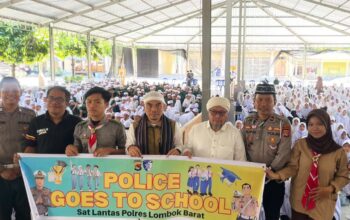 Satlantas Polres Lombok Barat Gelar Police Goes to School di Ponpes Darul Mustofa NW
