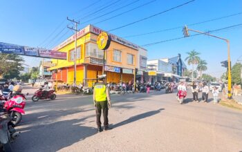  POLRES DOMPU GELAR PENGAMANAN CAR FREE DAY, SAT LANTAS PASTIKAN KEAMANAN DAN KELANCARAN ARUS LALU LINTAS