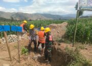 Komitmen Memajukan Sektor Pertanian, Bhabinkamtibmas Polsek Belo Hadiri Peletakan Batu Pertama Program Percepatan Peningkatan Tata Guna Air Irigasi (P3-TGAI).