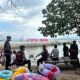 Patroli Dialogis di Pantai Lawata, Sat Samapta Polres Bima Kota Imbau Pengunjung Jaga Keselamatan dan Kebersihan