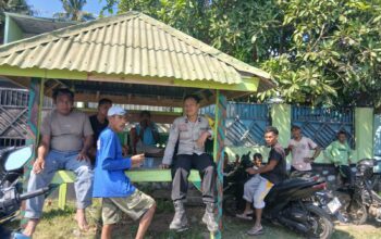 Perkuat Kemitraan dengan Warga, Bhabinkamtibmas Desa Mbuju Laksanakan Sambang dan Silaturahmi Kamtibmas