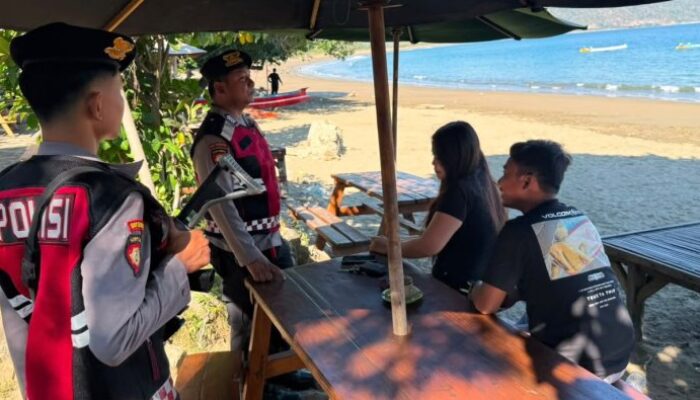 Patroli Wisata Rinjani Presisi Hadir di Pantai Balad, Polisi Pastikan Libur Akhir Pekan Aman dan Nyaman