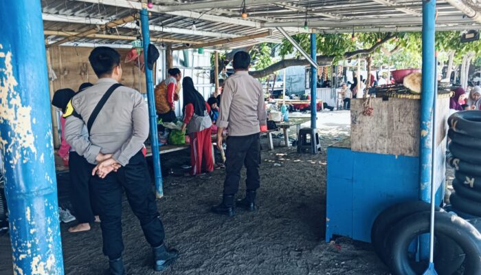 Polsek Sambelia Gelar Patroli Wisata di Pantai Timba Galih, Imbau Pengunjung Jaga Kamtibmas