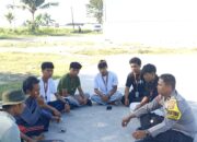 Bhabinkamtibmas Desa Setanggor Sambangi Warga dan Pemuda, Sampaikan Imbauan Kamtibmas serta Bahaya Narkoba dan Judi Online
