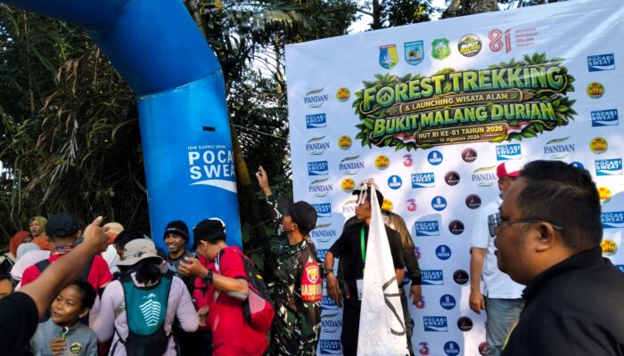 Forest Trekking Bukit Malang Dorong Ekonomi Warga Langko
