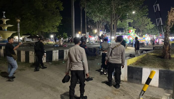 Patroli KRYD dan Blue Light Malam Minggu, Polres Bima Kota Bersama Brimob Fokus Amankan Aktivitas Masyarakat di Lapangan Serasuba