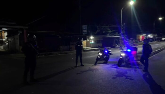Ciptakan Rasa Aman Dini Hari, Patroli Blue Light Sat Samapta Polres Sumbawa Pantau Simpang Sering Antisipasi 3C
