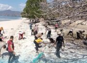 Polres Bima Kota Gelar Kerja Bakti Dukung Program ASRI Polda NTB di Pantai Pasir Putih Bajo Pulau