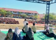 Bhabinkamtibmas Jadi Pemateri Sosialisasi Kamtibmas dan Pembinaan karakter di SMAN I Woha