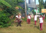 Peduli Lingkungan, Polsek Rasanae Barat Laksanakan Kurve di TPU Samping Mako