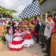 Pastikan Keamanan Anak-Anak, Kapolsek Buer Kawal Ketat Pawai Budaya Tingkat TK dan PAUD