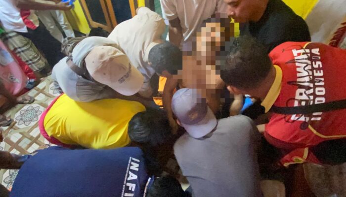 Polsek Pekat Tangani Penemuan Warga Meninggal Dunia di Teras Rumah, Polisi Lakukan Olah TKP dan Pemeriksaan Medis