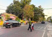 Ciptakan Kamseltibcarlantas, Sat Lantas Polres Sumbawa Gelar Strong Point Pagi di Titik Rawan Kota