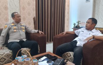 Kapolsek Bayan Jalin Silaturahmi dan Koordinasi dengan Kepala Desa Bayan