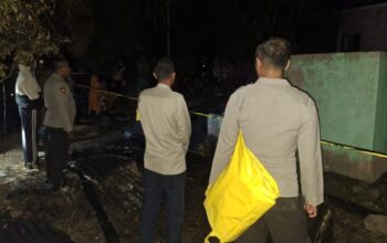 Kebakaran Rumah di Langgudu Tewaskan Sepasang Lansia, Polisi Lakukan Olah TKP
