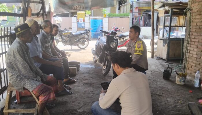 Bhabinkamtibmas Desa Parangina Sambangi Warga, Ajak Bersama Jaga Kamtibmas