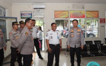 Kapolres Lombok Timur Kunjungi Lapas Kelas IIB Selong, Perkuat Sinergitas dan Beri Motivasi Warga Binaan